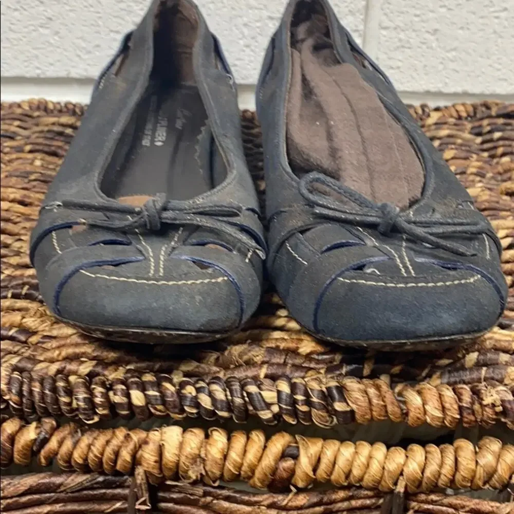 Donald Pliner Women's Black & Gold Flats Loafers With Bow Tie On Top Size 6.5